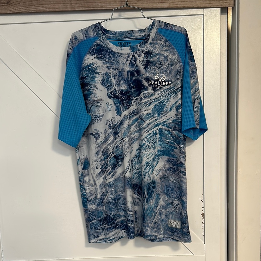 Realtree Fishing Performance Fishing T-Shirt